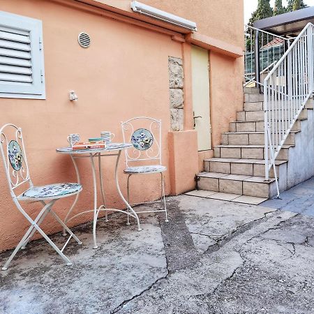 Apartamento Missia - Cosy In Perfect Location Split Exterior foto