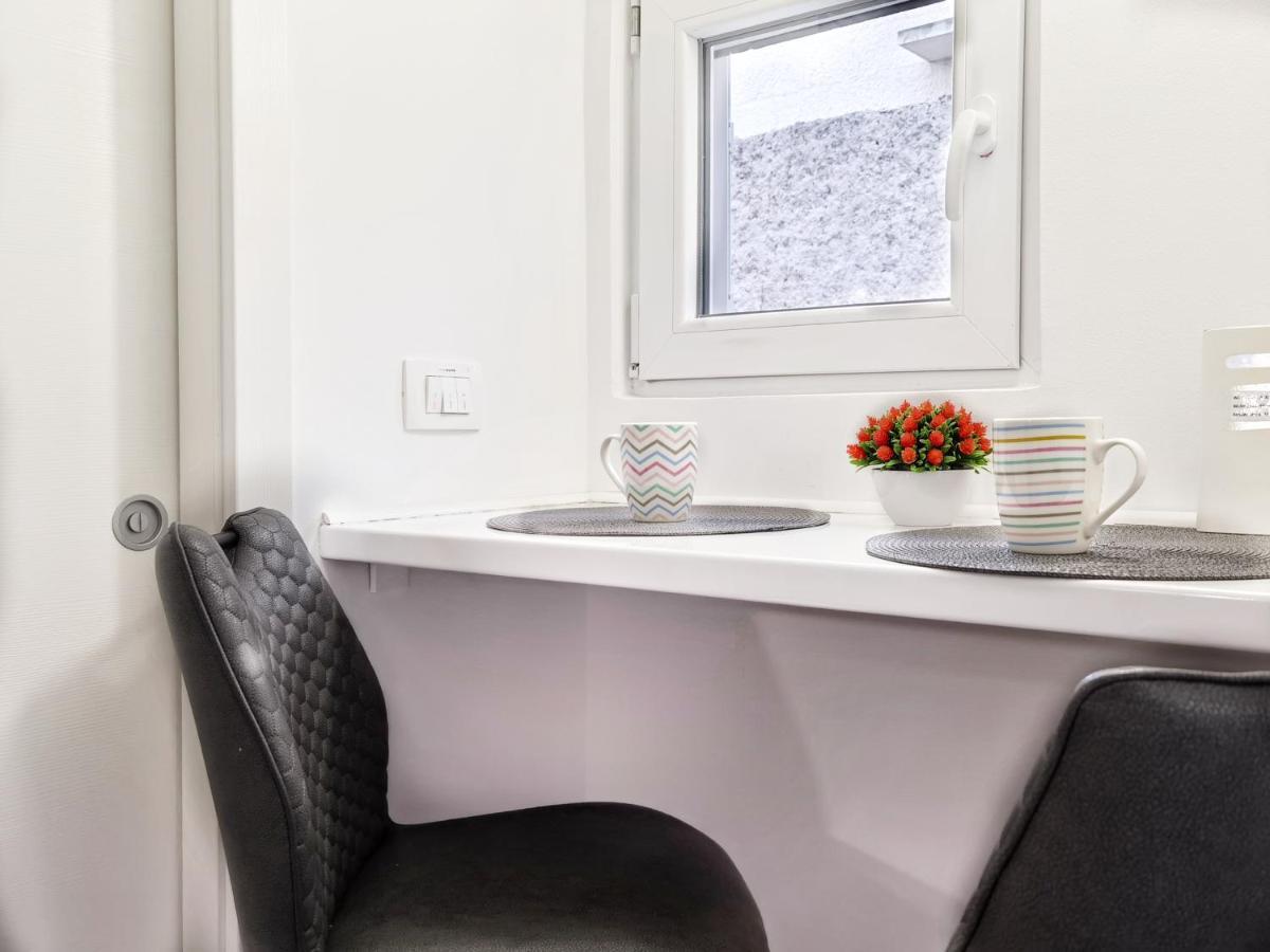 Apartamento Missia - Cosy In Perfect Location Split Exterior foto